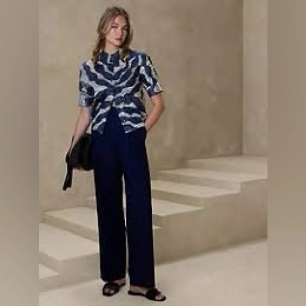 NWOT Banana Republic Blue and White Woman size XS - Picture 7 of 7